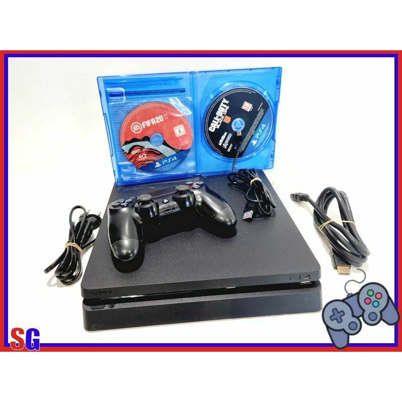 PS4 usata con due controller - Console e Videogiochi In vendita a Torino